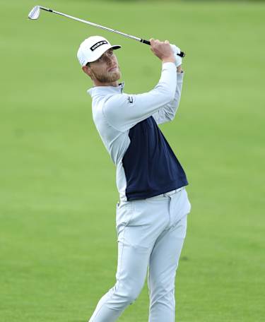 Svensson, Dean and Olesen share first-round lead