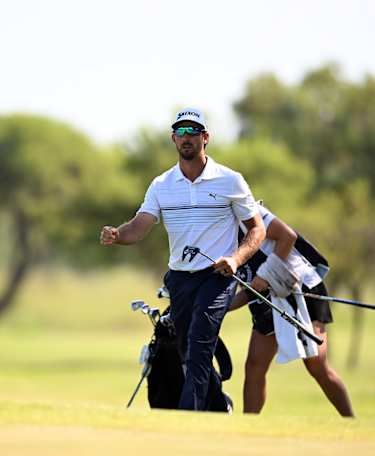 Van der Merwe retains narrow lead at Zebula